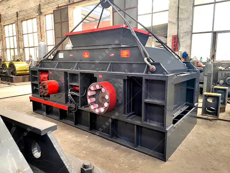 2PG1508大型破碎設(shè)備液壓對輥破碎機發(fā)往陜西